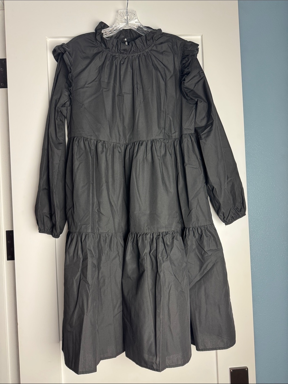 SHEIN Black Ruffled Tiered Long-Sleeve short Dress